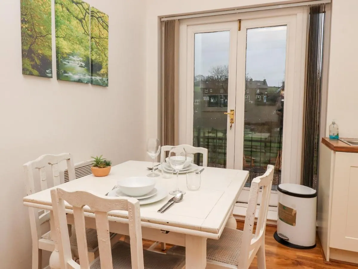 Lair Close Cottage Birstwith